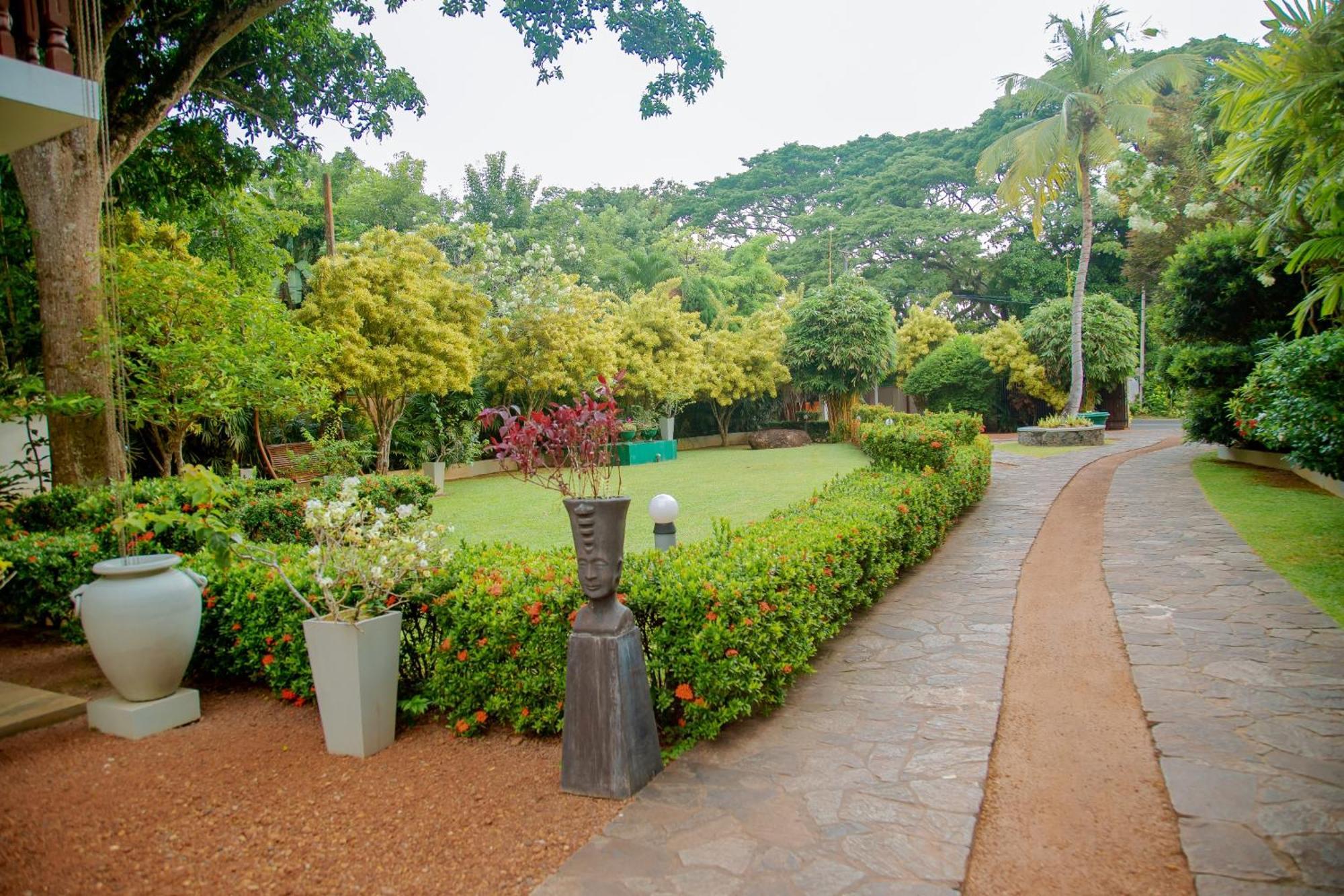 Rockery Villa Ayurveda Bentota Eksteriør billede